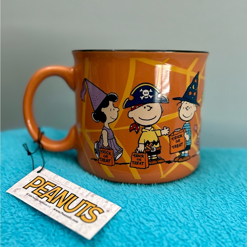 Peanuts Halloween Mug